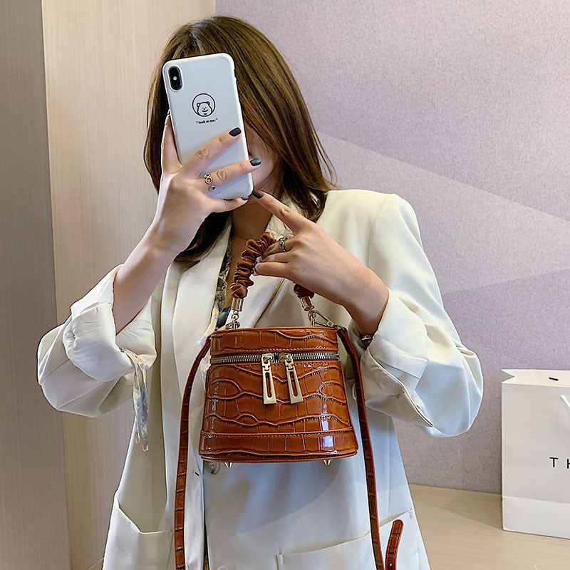 Crocodile Pattern Bucket Bag